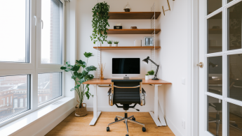 Aménager un espace de télétravail ergonomique dans un petit appartement